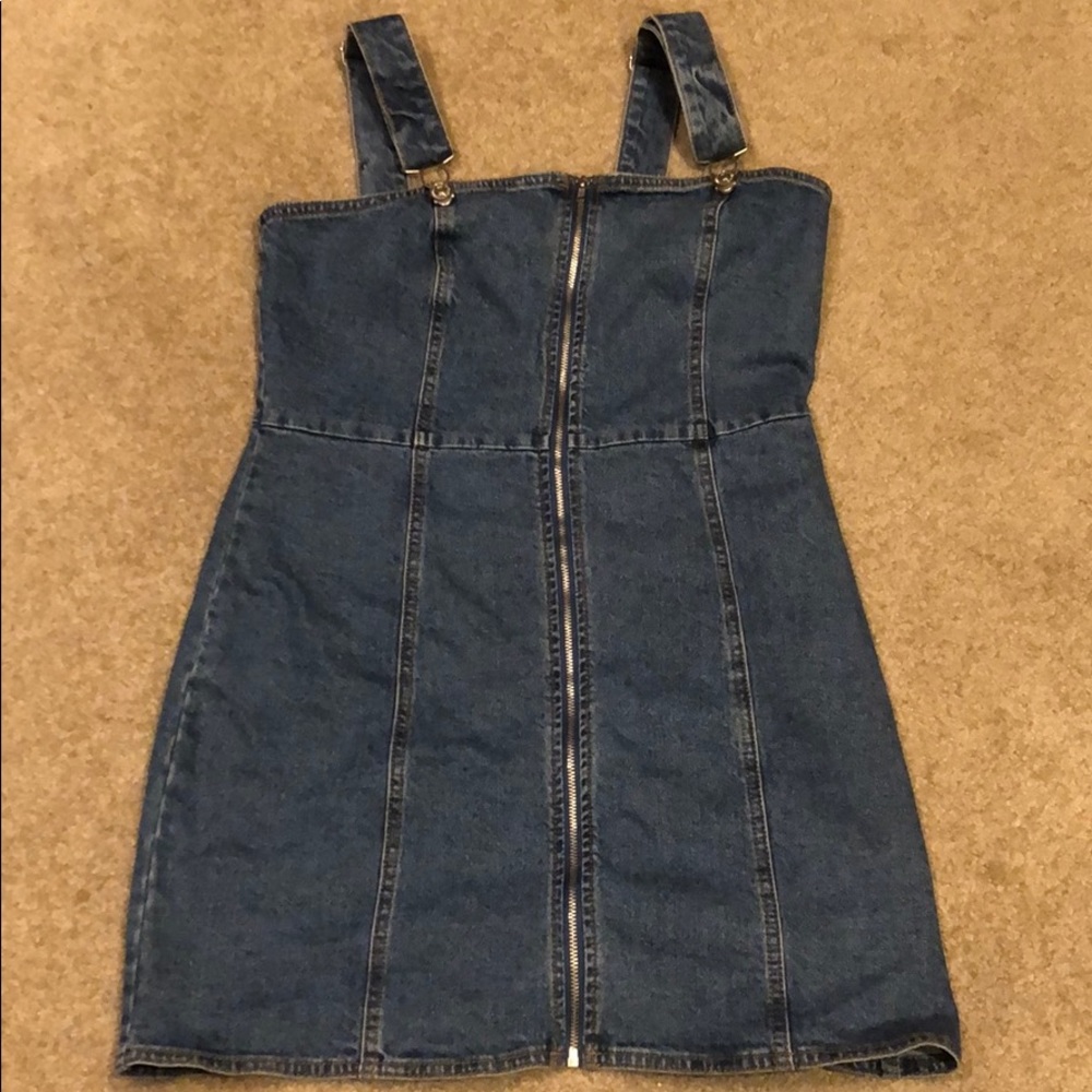 Overall dress
